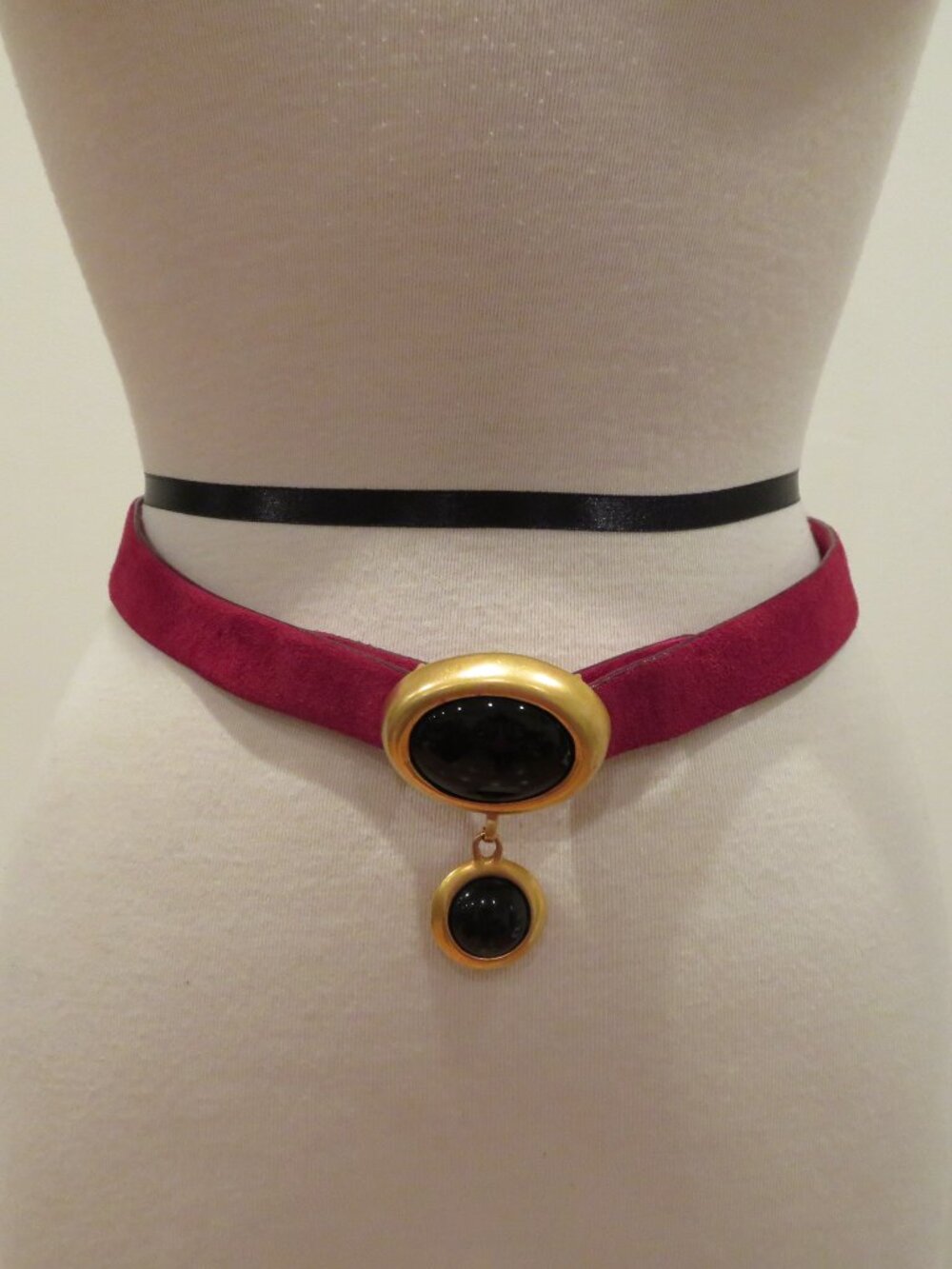 Vintage Women’s S Burgundy Suede Belt